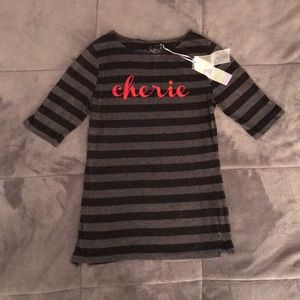 Juniors Denim CO quarter sleeve T-shirt.